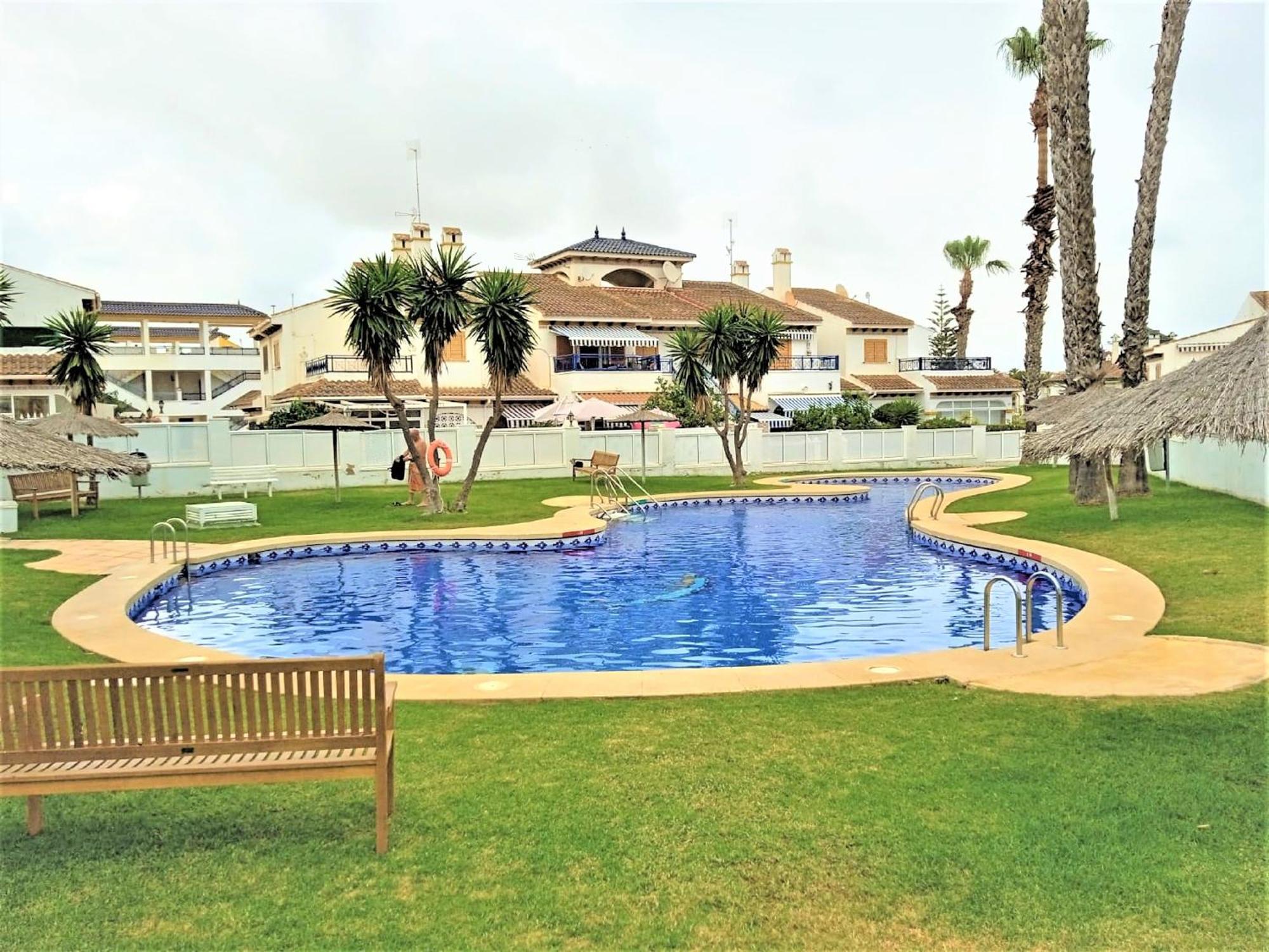 Chalet Adosado En Riomar-3, Urbanizacion Residencial Privada Torre de la Horadada 外观 照片